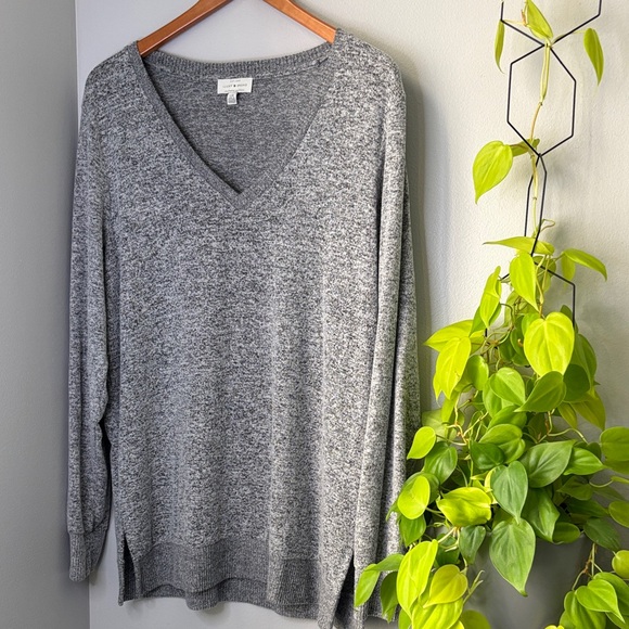 Lucky Brand Sweaters - Lucky Brand Heather Gray V-Neck Sweater